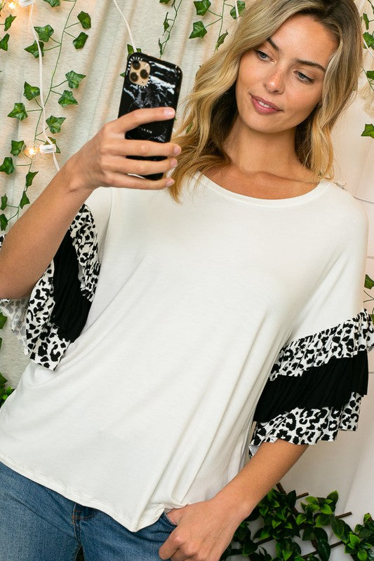 PLUS SOLID ANIMAL MIXED RUFFLE TOP